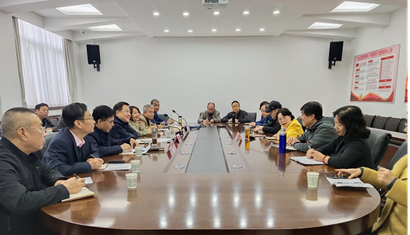 集團領導金輝一行赴市機電化工公司調(diào)研