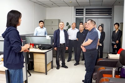 金輝一行赴西無(wú)二集團(tuán)、西安資本等六戶企業(yè)開(kāi)展調(diào)研