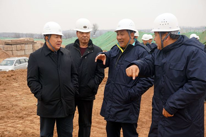 集團(tuán)領(lǐng)導(dǎo)會(huì)同航天六院、航天六院十一所（京）調(diào)研灞橋生活垃圾無(wú)害化處理項(xiàng)目